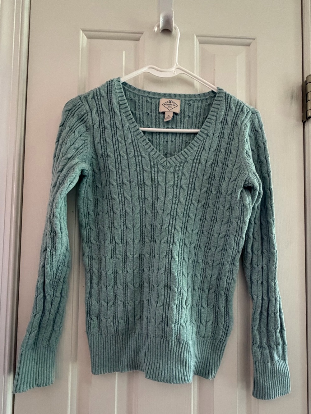 Cable Knit V-Neck Sweater in Teal Green
